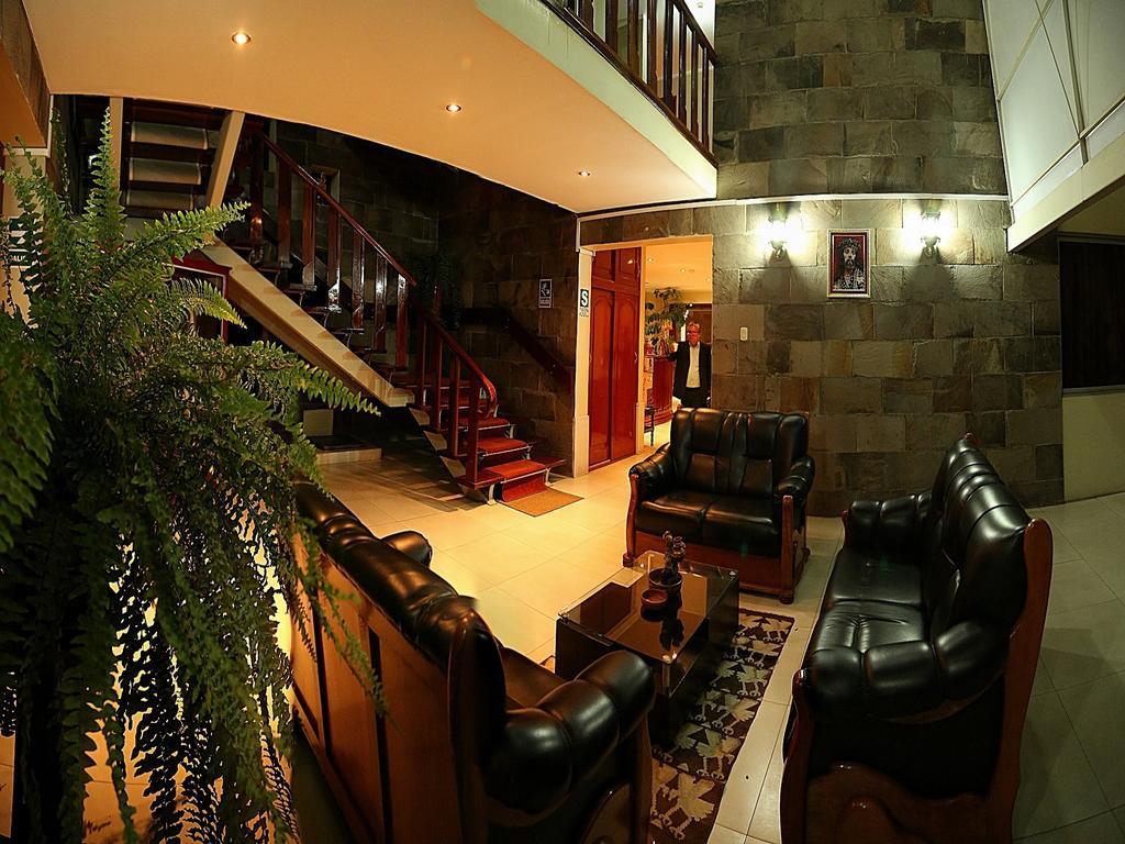 Hotel Rivera Ayacucho Buitenkant foto